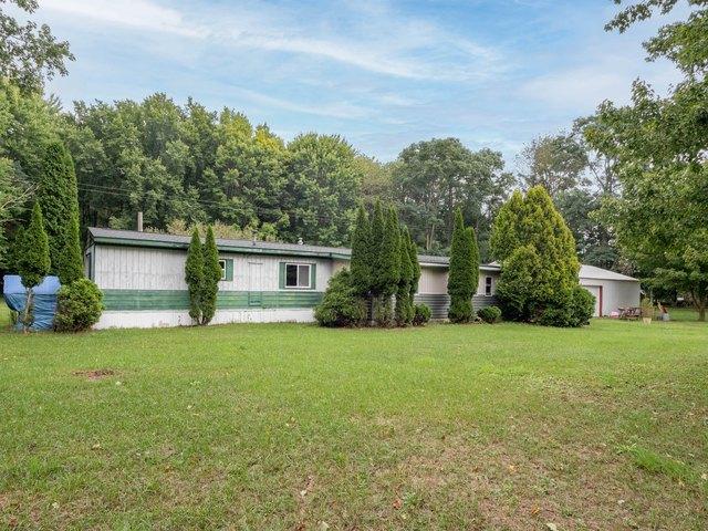 25356 2nd Ave, Allegan, MI 49010