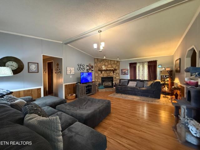 2535 Steekee School Rd