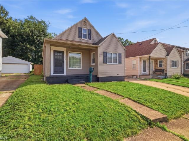 2536 Albrecht Avenue
