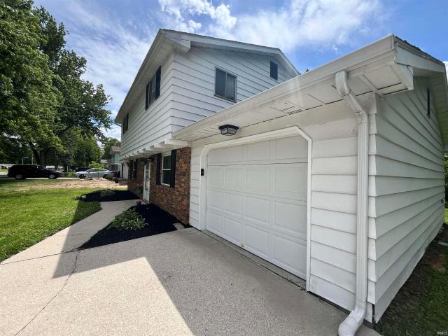 2536 Deerwood Drive