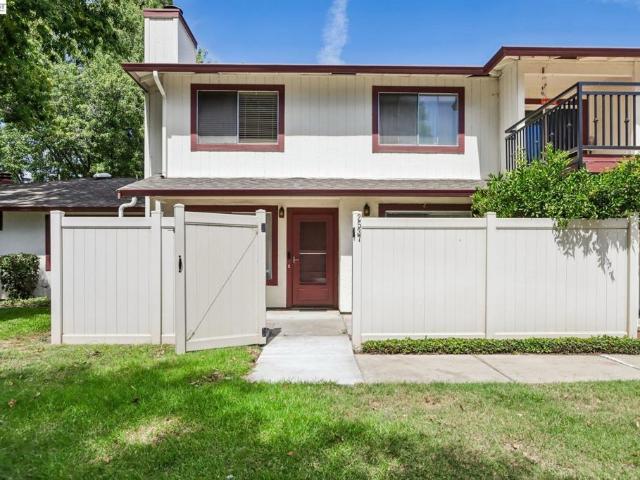 2537 Blue Rock Ct