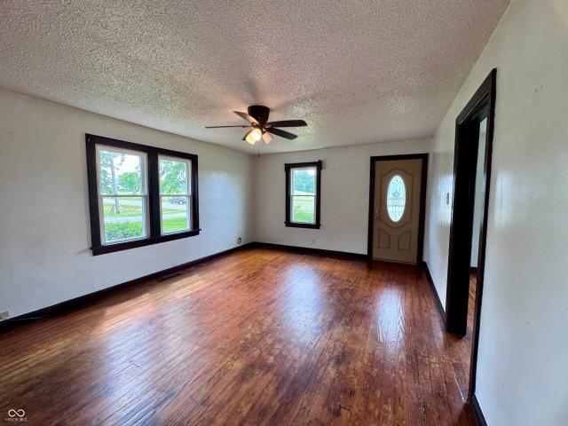2538 E State Road 44