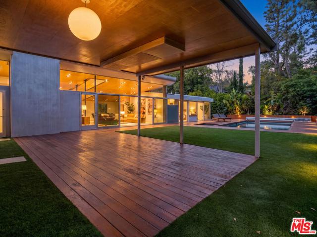 2538 Hutton Drive