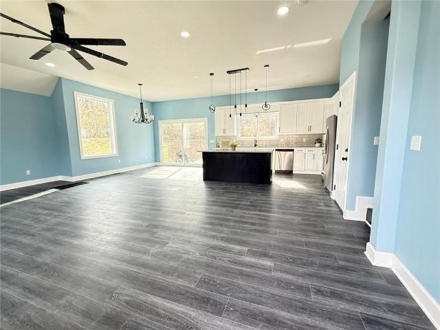 2538 Roe Lane