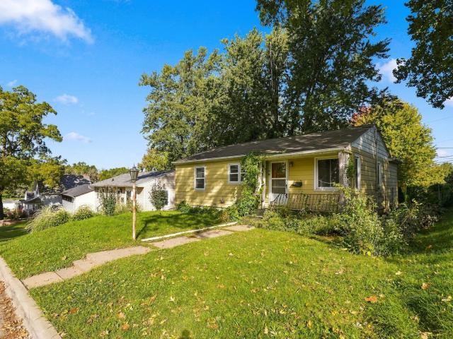 2530 Cody Street