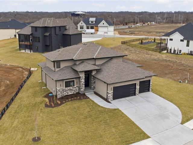 2531 NE Woodland Ct, Lee's Summit, MO 64086 | MLS #2549