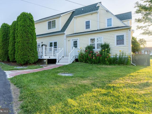 25325 Woodfield Rd, Damascus, MD 20872 | Compass