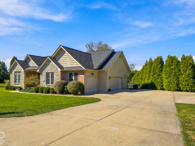 2532 Woodland Farms Drive