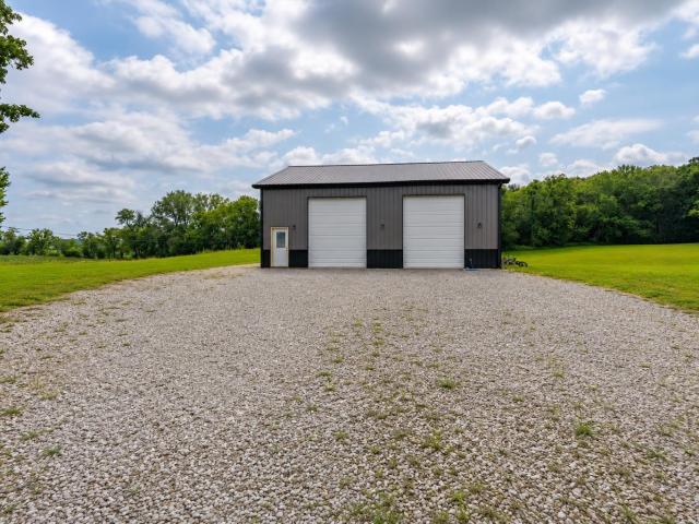 2533 W Eureka Road