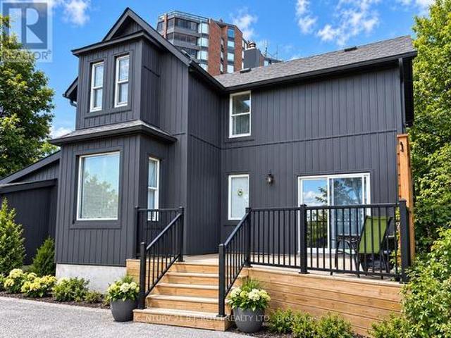 253 Dunlop Street E, Barrie, ON, L4M 1B6 house for sale | Listing ID S13778 | Royal LePage