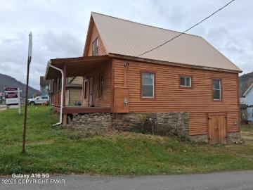 253 E Main St, Westfield, PA 16950 | MLS #PM 138408