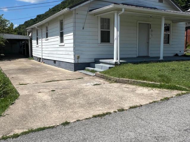 253 Hager Street