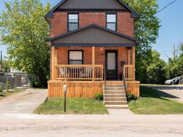 253 Second Avenue W, North Bay Central, ON, P1B 3L1 house for sale | Listing ID X13710 | Royal LePage