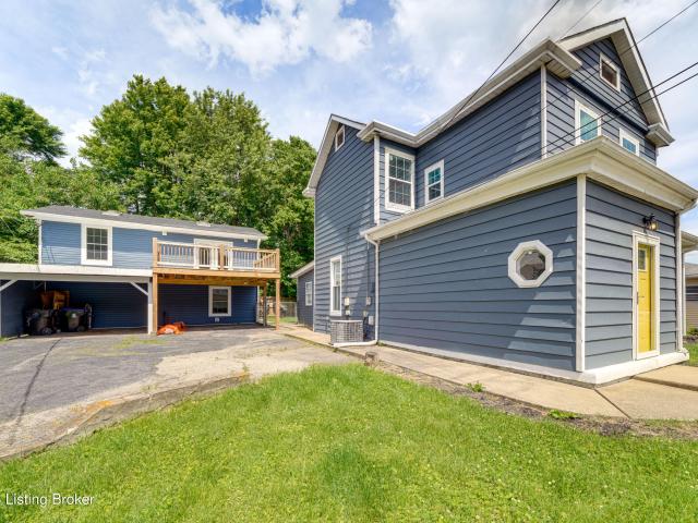 253 Thompson Ave