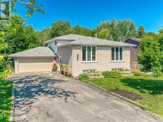 2545 Field Street, Sudbury, ON, P3E 4X8 house for sale | Listing ID 2129 | Royal LePage