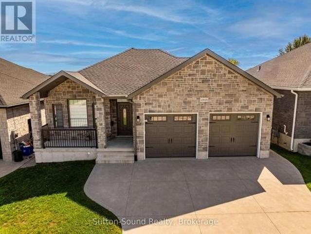 2545 9Th Avenue E, Owen Sound, ON, N4K 3H4 house for sale | Listing ID X13744 | Royal LePage