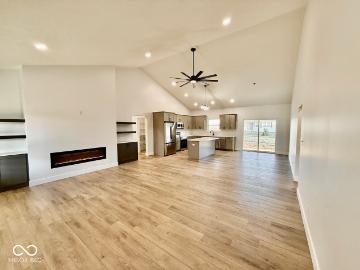 2546 Birchwood Lane