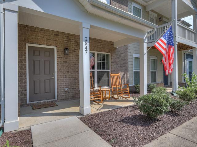 2547 Hidden Creek Ct