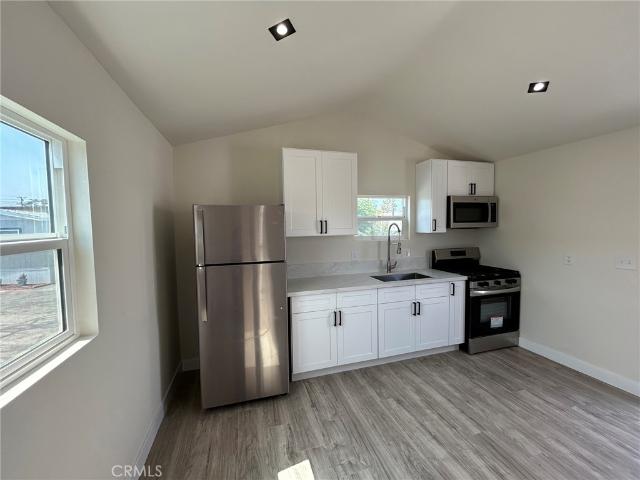 2548 Peck Road 25