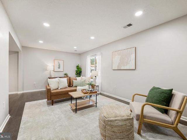 2549 Fox Ridge Court # 68