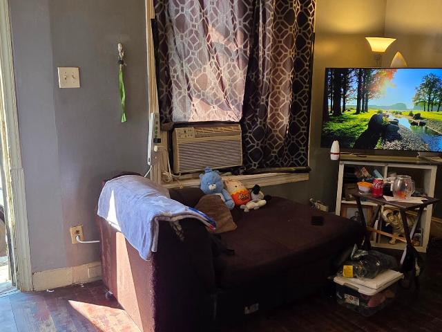 2549 S Fairhill St, Philadelphia, PA 19148 | MLS #PAPH2529