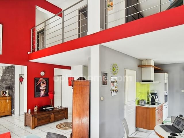 25400 AUDINCOURT MAISON MODERNE 6 PIECES 4 CHAMBRES PISCINE 20 MIN SUISSE IMPASSE