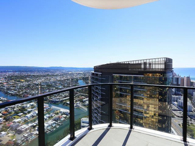 25403/16 casino drive broadbeach qld unit for rent lj hooker