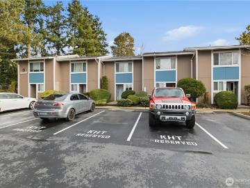 25406 th Ave SE, Unit E3, Kent, WA 98030 | MLS #2482