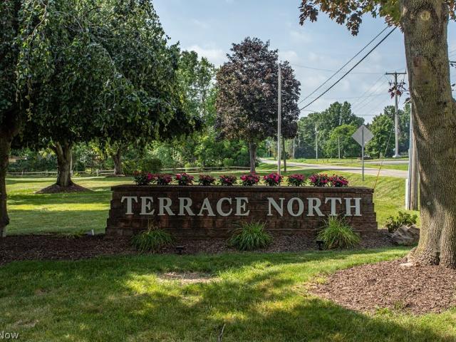 2540 North River Road NE C12