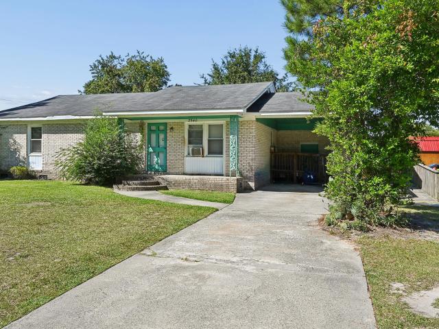 2540 Rosewood Drive