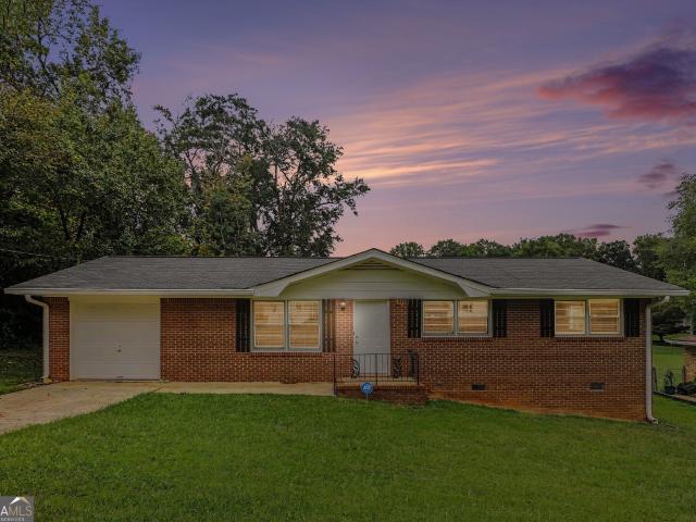 2541 Burton Circle