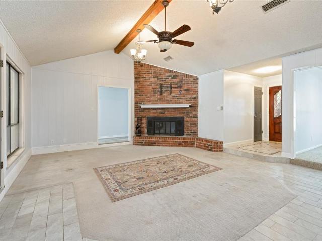 2542 Woodlake Drive