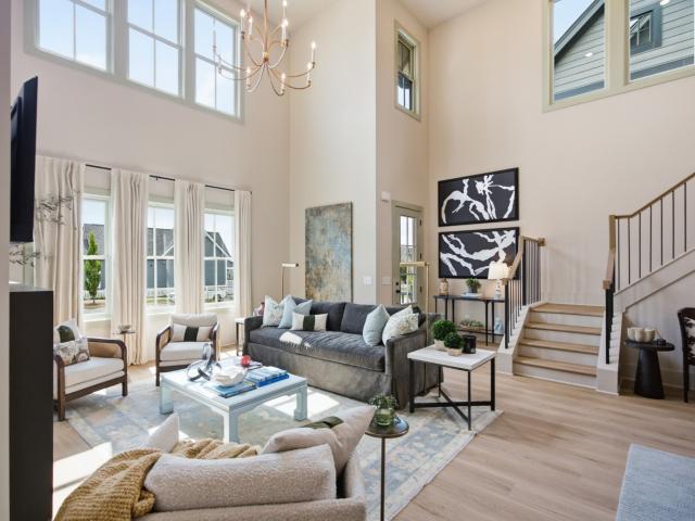 2543 Buckner Lane