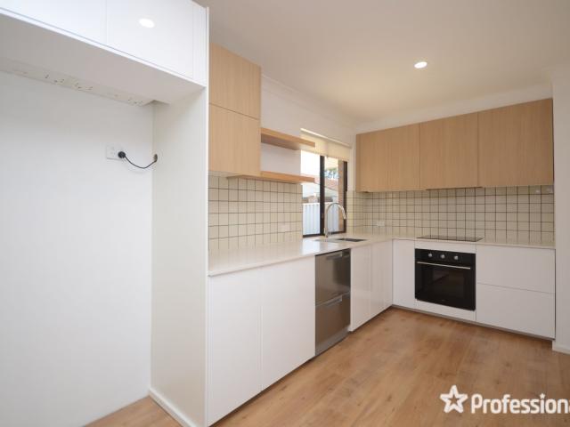 2/54 Carnarvon StreetEast Victoria Park WA 6101, Australia