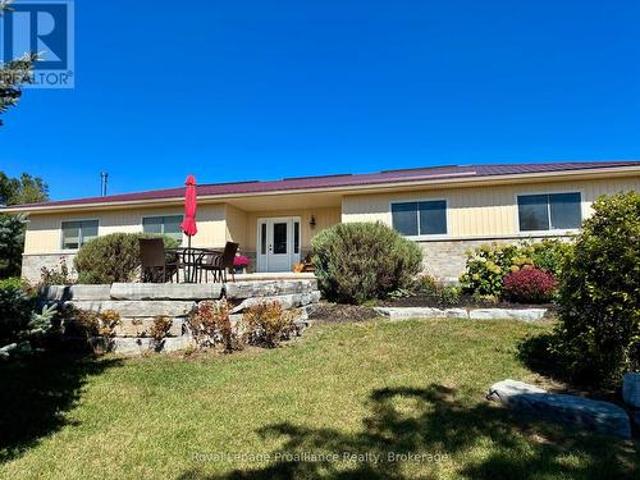 254 Airport Road, Quinte West Sidney Ward, ON, K0K 3E0 house for sale | Listing ID X13813 | Royal LePage