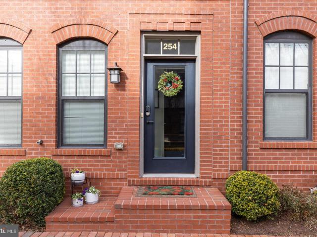 254 Bluemont Branch Ter SE, Leesburg, VA 20175 | MLS #VALO2130