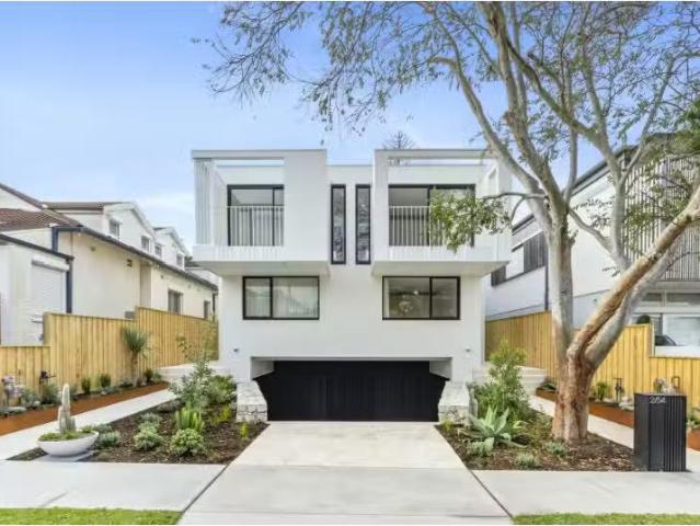 2/54 Hastings Parade, NORTH BONDI House for rent Listed by R&.