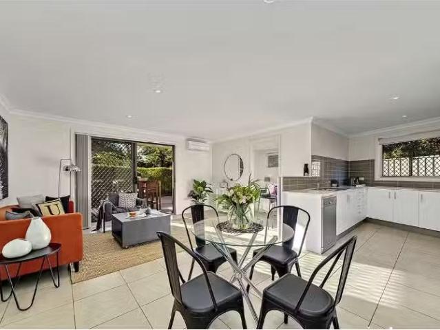 2/54 Macleay Street, Turner Apartment for rent Listed by Leas.