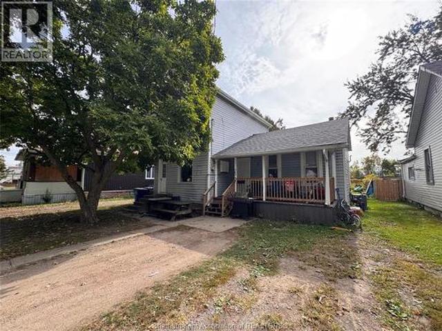 254 Park Street, Chatham, ON, N7M 3S3 house for sale | Listing ID 26018 | Royal LePage