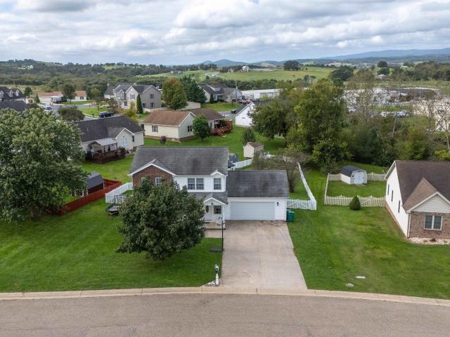 254 rayann ln