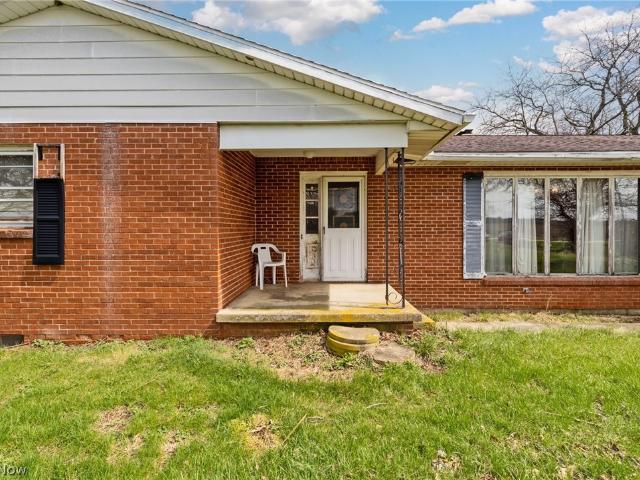 2554 Dry Lane Road N