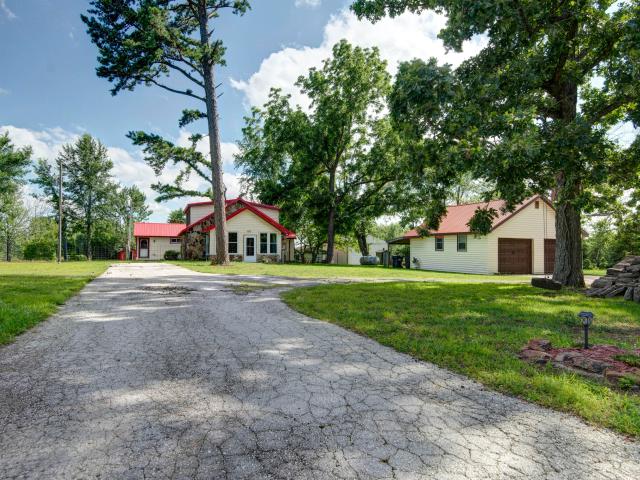 2554 E Farm Road 10
