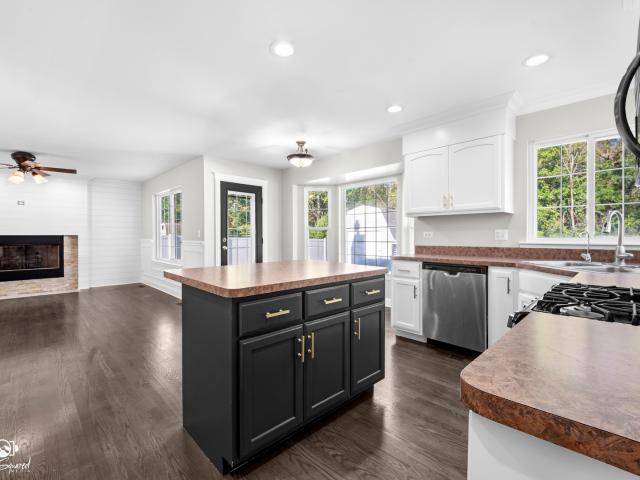 2555 Cobblestone Court