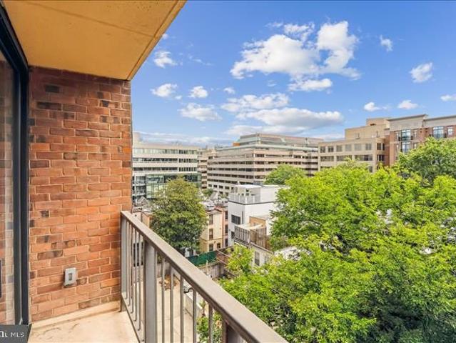 2555 Pennsylvania Avenue NW Unit 816, Washington, US, DC