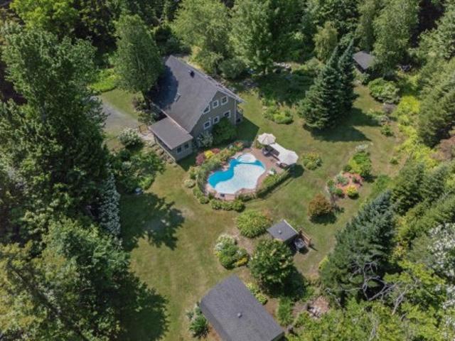 2556 Ch. Du Mont Écho, Sutton, QC, J0E 2K0 house for sale | Listing ID 26921 | Royal LePage
