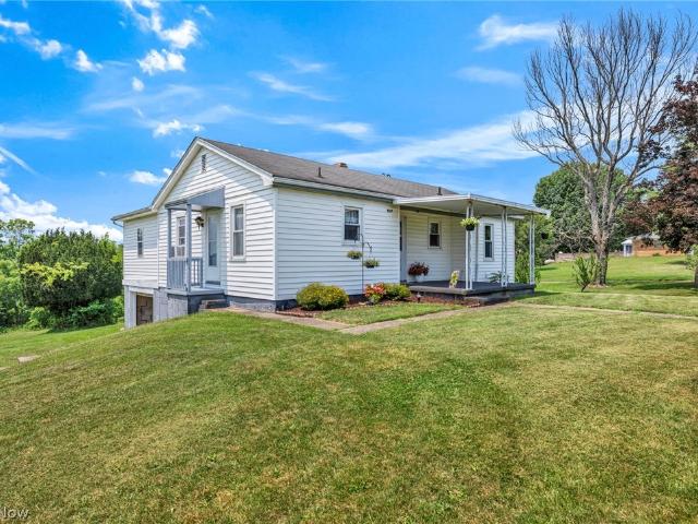 2557 Fernwood Road