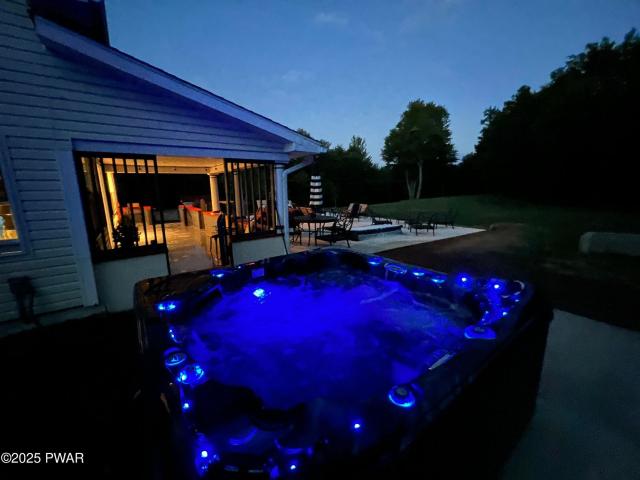 2557 Long Pond Rd, Long Pond, PA