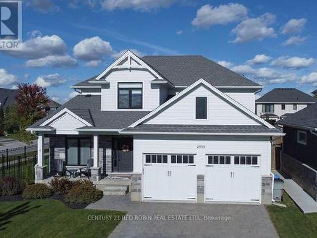 2558 Terry Fox Court, Strathroy Caradoc Mount Brydges, ON, N0L 1W0 house for sale | Listing ID X14003 | Royal LePage