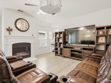 2550 Pettus Drive
