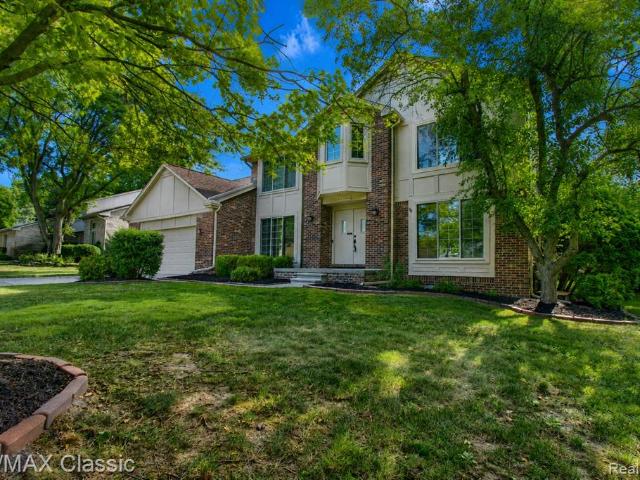 25522 Surrey Lane